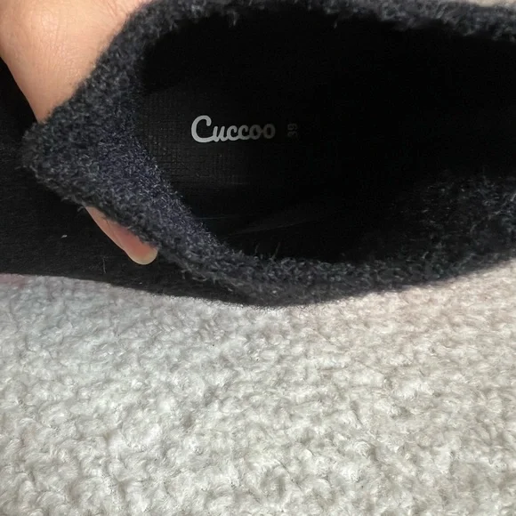 SHEIN Hightop Black and Orange Sneakers | 39 - Picture 6 of 6